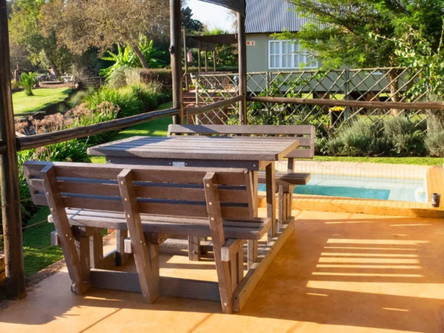 verandor chairs and jacuzzi